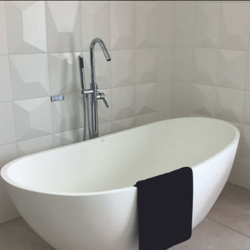 Picture of Crystallite Layla Freestanding Bath 1760 x 880